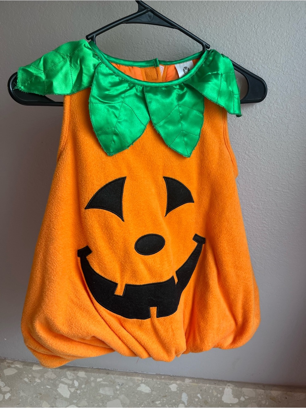 Classic Orange Pumpkin Costume with Green Leaf Collar - Toddler / Kids